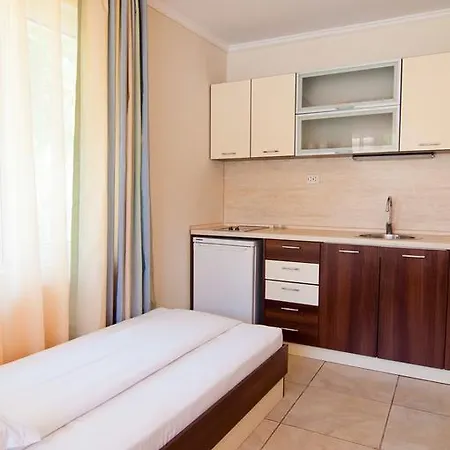 招待所 Hiora 阿赫托波尔