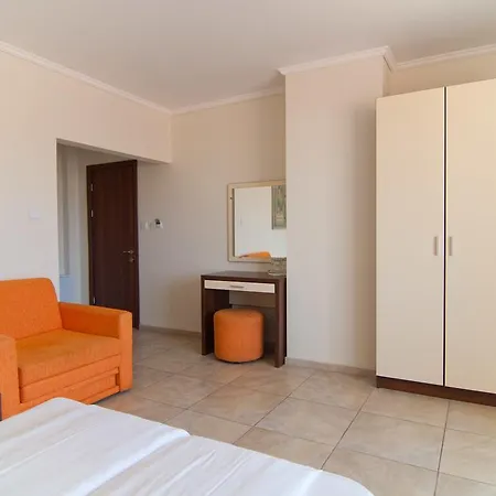 Guest house Hiora