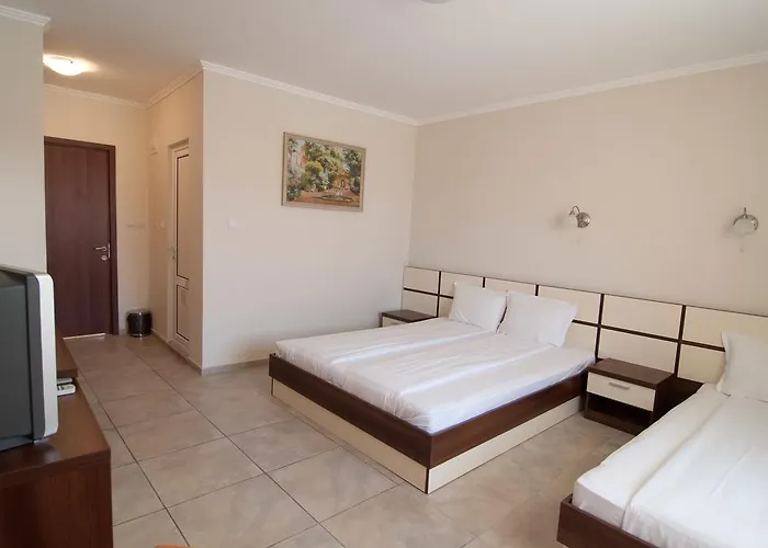 Pensión Hiora Ahtopol